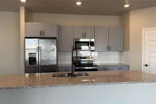 805 Vine St, Argyle, TX 76226 - Photo 3