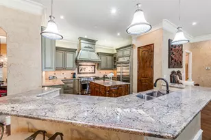 141 W Waters Edge Way, Oak Point, TX 75068 - Photo 11