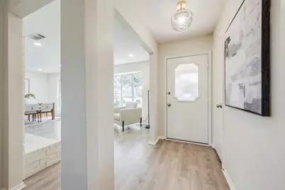 2824 Amber Drive S, Fort Worth, TX 76133 - Photo 11