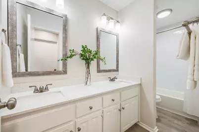 2824 Amber Drive S, Fort Worth, TX 76133 - Photo 15