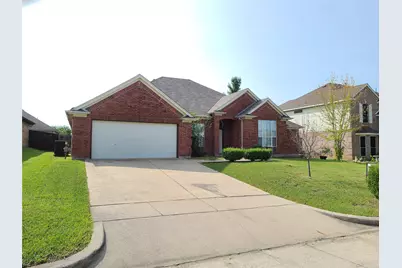 622 Manchester Drive, Mansfield, TX 76063 - Photo 1