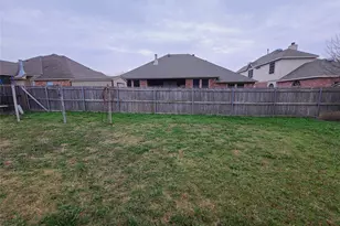 622 Manchester Dr, Mansfield, TX 76063 - Photo 37