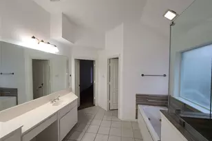 622 Manchester Dr, Mansfield, TX 76063 - Photo 17