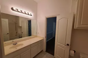 622 Manchester Dr, Mansfield, TX 76063 - Photo 9