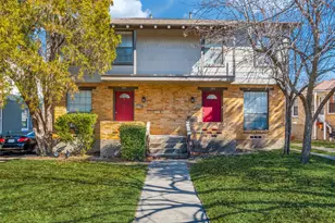 306 N Montreal Ave, Dallas, TX 75208 - Photo 1