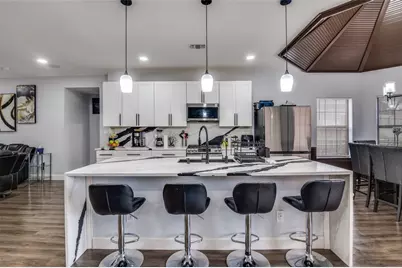 719 Meadowbrooke Circle, Duncanville, TX 75137 - Photo 9