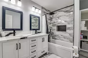 719 Meadowbrooke Cir, Duncanville, TX 75137 - Photo 17