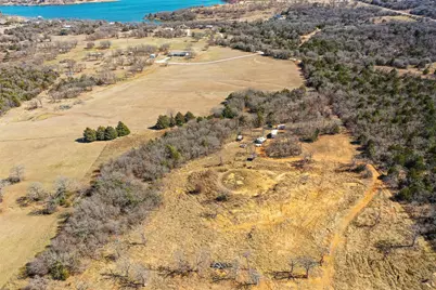 594 Carter Lake Drive, Bowie, TX 76230 - Photo 15