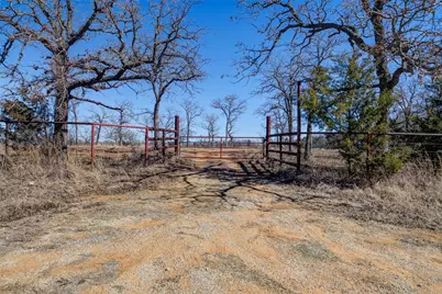 594 Carter Lake Drive, Bowie, TX 76230 - Photo 25
