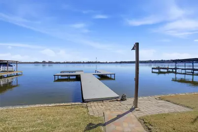 4433 Wildwood Circle, Granbury, TX 76049 - Photo 1