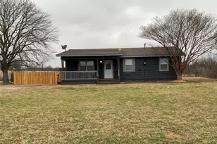 2082 Fm 1566, Wolfe City, TX 75496 - Photo 1