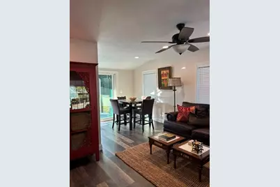 2611 Peninsula Drive, Grapevine, TX 76051 - Photo 17