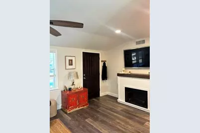 2611 Peninsula Drive, Grapevine, TX 76051 - Photo 19