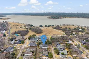 9428 Hobart St, Dallas, TX 75218 - Photo 39