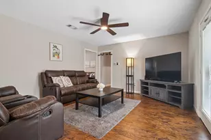 2404 17th St, Plano, TX 75074 - Photo 9