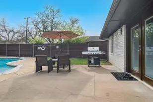 2404 17th St, Plano, TX 75074 - Photo 23
