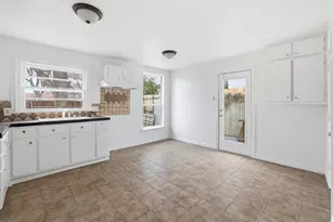 202 E Linda Dr, Garland, TX 75041 - Photo 11