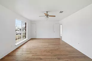 202 E Linda Dr, Garland, TX 75041 - Photo 7