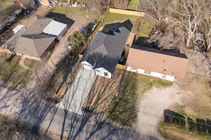 1202 N Breckenridge St, Ennis, TX 75119 - Photo 31