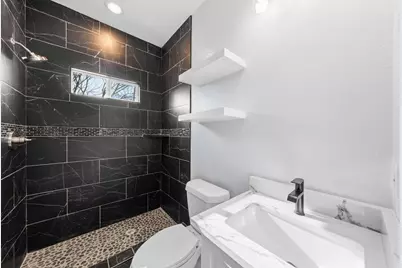 1202 N Breckenridge Street, Ennis, TX 75119 - Photo 5