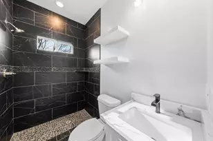 1202 N Breckenridge St, Ennis, TX 75119 - Photo 5