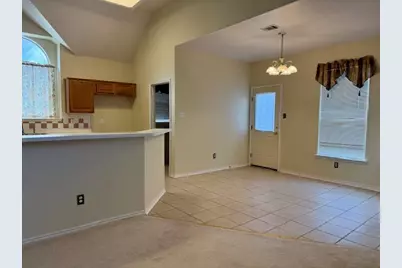 2705 Water Oak Drive, Grand Prairie, TX 75052 - Photo 7
