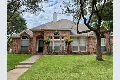 2705 Water Oak Drive, Grand Prairie, TX 75052 - Photo 1