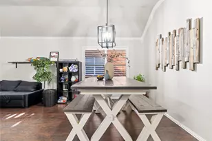 2005 Michelle Creek Dr, Little Elm, TX 75068 - Photo 5