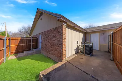 1007 W Sanford Street #D, Arlington, TX 76012 - Photo 19