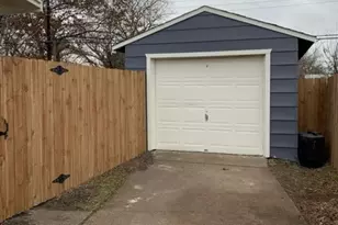 327 Andover Dr, Mesquite, TX 75149 - Photo 3