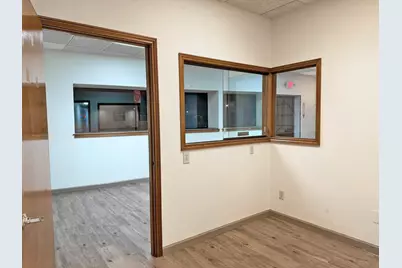 103 E Henderson. Street, Cleburne, TX 76031 - Photo 7