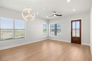 407 Lora Sue Ct, Italy, TX 76651 - Photo 9