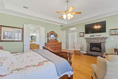 143 Southwood Drive, Burleson, TX 76028 - Photo 13