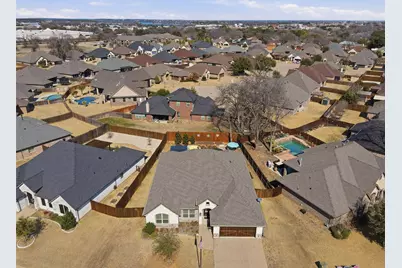 1401 Joshua Way, Granbury, TX 76048 - Photo 29