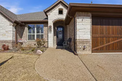 1401 Joshua Way, Granbury, TX 76048 - Photo 5