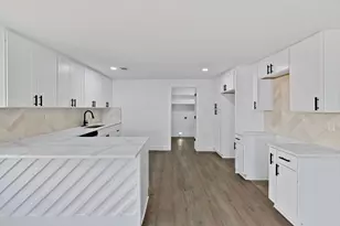 2509 Campbell St, Fort Worth, TX 76105 - Photo 7