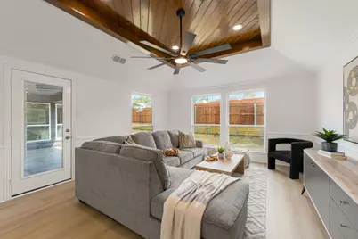 2812 Crooked Creek Drive, Carrollton, TX 75007 - Photo 17