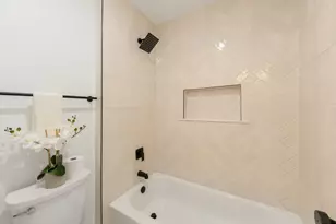 2812 Crooked Creek Dr, Carrollton, TX 75007 - Photo 23