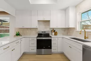 2812 Crooked Creek Dr, Carrollton, TX 75007 - Photo 11