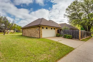 7413 Fuller Cir, Fort Worth, TX 76133 - Photo 25