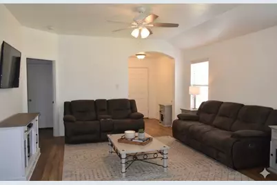 502 Glenwood Street, Gainesville, TX 76240 - Photo 13