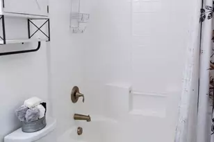 502 Glenwood St, Gainesville, TX 76240 - Photo 21