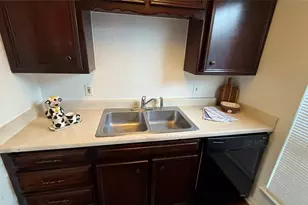 2200 Westmoor Pl, Arlington, TX 76015 - Photo 9