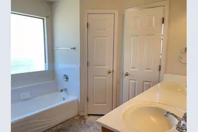 127 Port O Call Court, Runaway Bay, TX 76426 - Photo 13