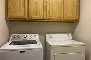 127 Port O Call Ct, Runaway Bay, TX 76426 - Photo 17