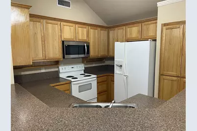 127 Port O Call Court, Runaway Bay, TX 76426 - Photo 9