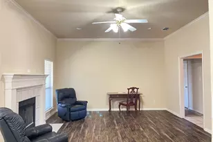 127 Port O Call Ct, Runaway Bay, TX 76426 - Photo 7