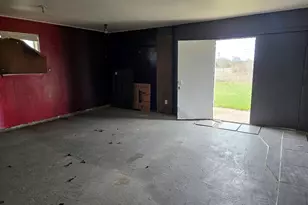 812 N Tyus St, Groesbeck, TX 76642 - Photo 23