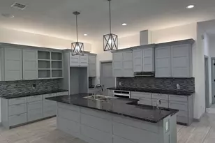 2541 Town View Dr, Cedar Hill, TX 75104 - Photo 13
