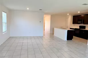 128 Honeysuckle St, Princeton, TX 75407 - Photo 5